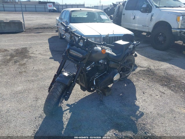 2018 HARLEY-DAVIDSON FXFBS 1HD1YLK11JC036427 Photo 1