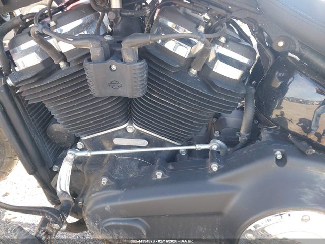 2018 HARLEY-DAVIDSON FXFBS 1HD1YLK11JC036427 Photo 8