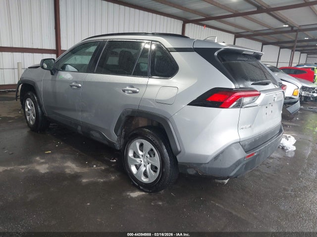 Toyota RAV4 LE 2020 2T3H1RFV5LC082591 Image 3