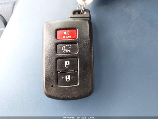 Toyota RAV4 SE 2016 JTMNFREV0GJ070809 Image 11