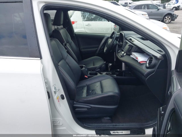 Toyota RAV4 SE 2016 JTMNFREV0GJ070809 Image 5