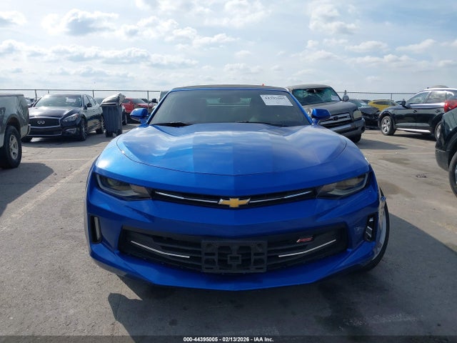 1G1FB3DX1H0213637 Chevrolet Camaro 1lt