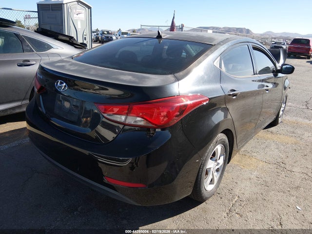 5NPDH4AE8EH471075 Hyundai ELANTRA SE