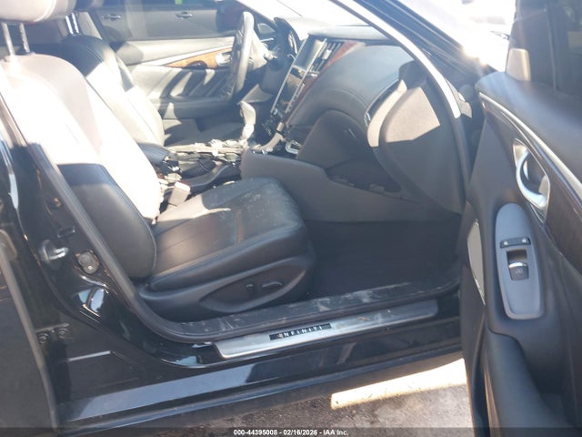 Продажа на аукционе авто 2018 Infiniti Q50 Luxe/sport, vin: JN1EV7AP9JM355516, номер лота: 44395008