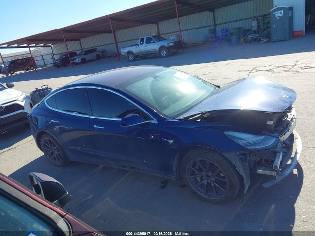 Tesla Model 3 Long Range/mid Range 2018 5YJ3E1EA6JF160134 Image 14