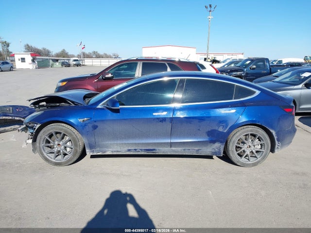 Tesla Model 3 Long Range/mid Range 2018 5YJ3E1EA6JF160134 Image 15