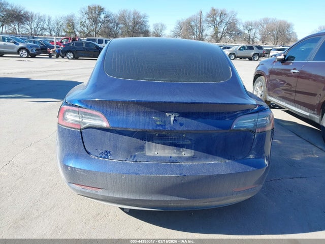 Tesla Model 3 Long Range/mid Range 2018 5YJ3E1EA6JF160134 Image 17