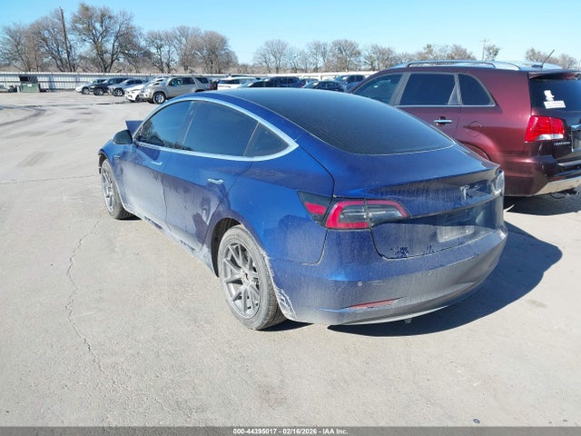 Tesla Model 3 Long Range/mid Range 2018 5YJ3E1EA6JF160134 Image 3