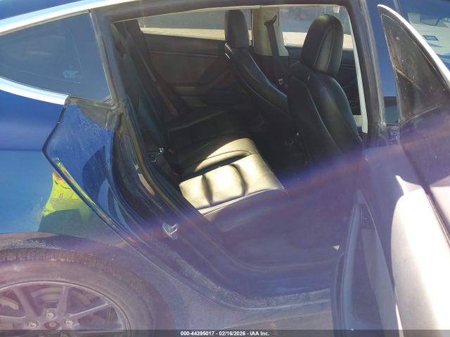 Tesla Model 3 Long Range/mid Range 2018 5YJ3E1EA6JF160134 Image 8