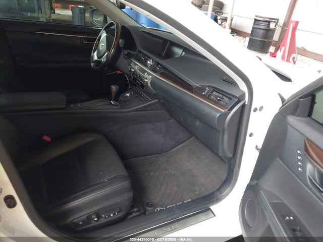 JTHBK1GG8E2129447 Lexus ES 350