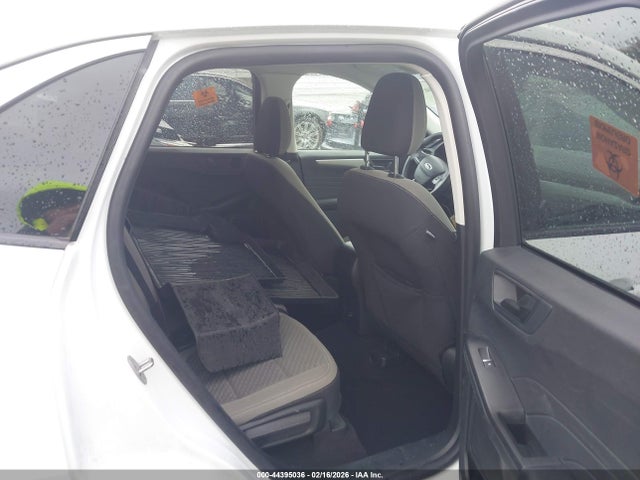 1FMCU0G6XNUB33212 Ford ESCAPE SE