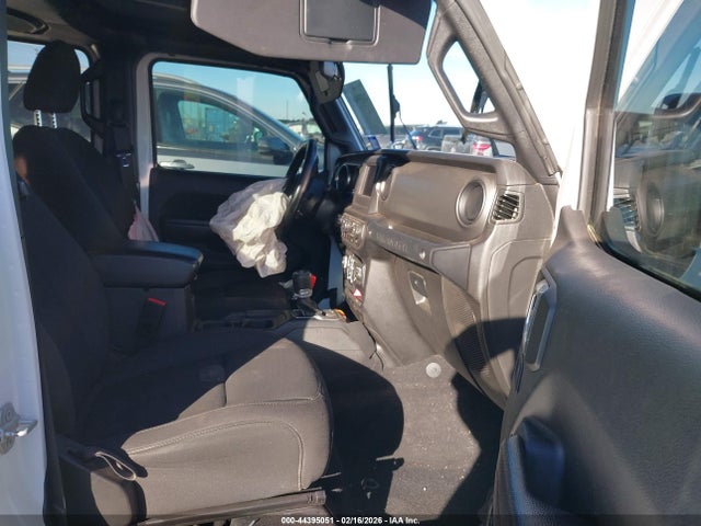 2022 JEEP WRANGLER UNLIMITED 1C4HJXDN3NW194168 Photo 4