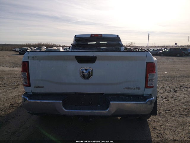 2022 Ram 3500 Big Horn  4x4 8' Box მანქანა იყიდება აუქციონზე, vin: 3C63RRHL5NG397155, აუქციონის ნომერი: 44395078