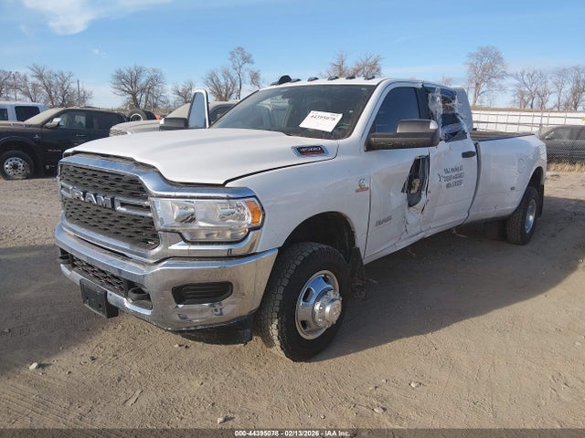 2022 Ram 3500 Big Horn  4x4 8' Box მანქანა იყიდება აუქციონზე, vin: 3C63RRHL5NG397155, აუქციონის ნომერი: 44395078
