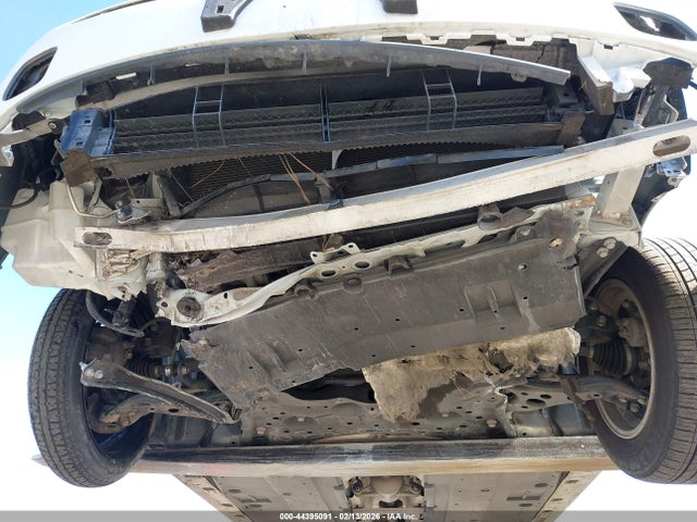 JTDKAMFU5M3149841 Toyota Prius Le