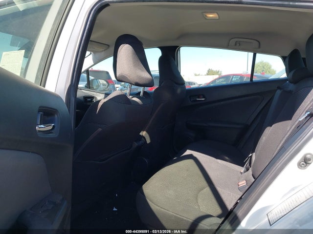 JTDKAMFU5M3149841 Toyota Prius Le