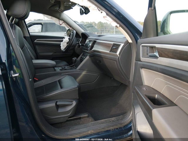 Auction sale of the 2022 Volkswagen Atlas 2.0t Se, vin: 1V2LP2CA3NC552802, lot number: 44395097