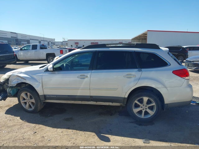 Aukcja sprzedaży 2013 Subaru Outback 2.5i Premium, vin: 4S4BRCBC0D3303805, numer aukcji: 44395109