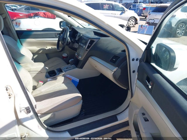 Aukcja sprzedaży 2013 Subaru Outback 2.5i Premium, vin: 4S4BRCBC0D3303805, numer aukcji: 44395109