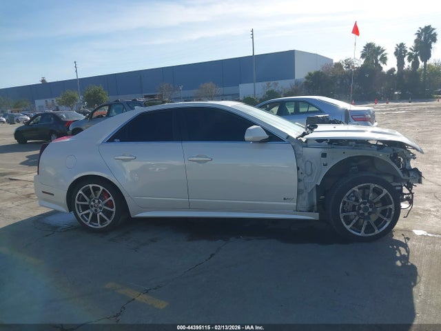 2013 Cadillac Cts-v მანქანა იყიდება აუქციონზე, vin: 1G6DV5EP0D0157509, აუქციონის ნომერი: 44395115