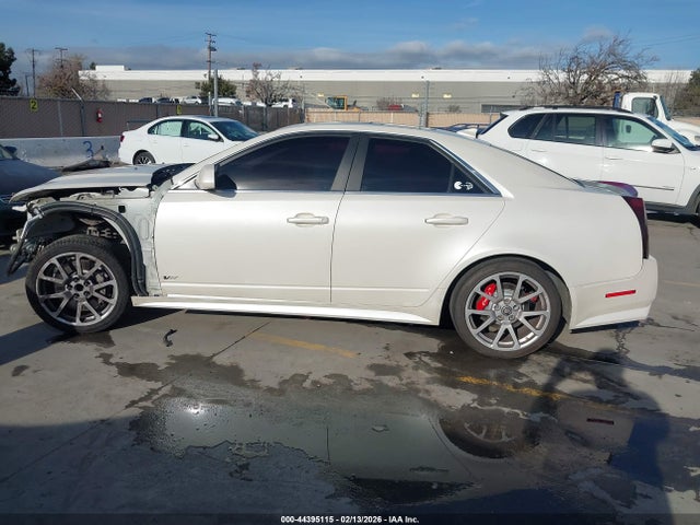 2013 Cadillac Cts-v მანქანა იყიდება აუქციონზე, vin: 1G6DV5EP0D0157509, აუქციონის ნომერი: 44395115