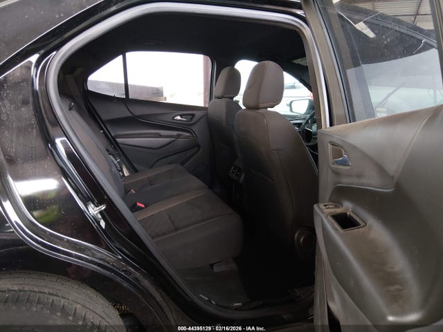 2GNAXKEX6J6223967 Chevrolet EQUINOX LT