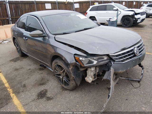 44395162 :رقم المزاد ، 1VWAT7A38HC053307 vin ، 2017 Volkswagen Passat 1.8t S مزاد بيع