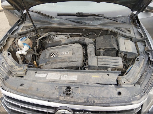 44395162 :رقم المزاد ، 1VWAT7A38HC053307 vin ، 2017 Volkswagen Passat 1.8t S مزاد بيع