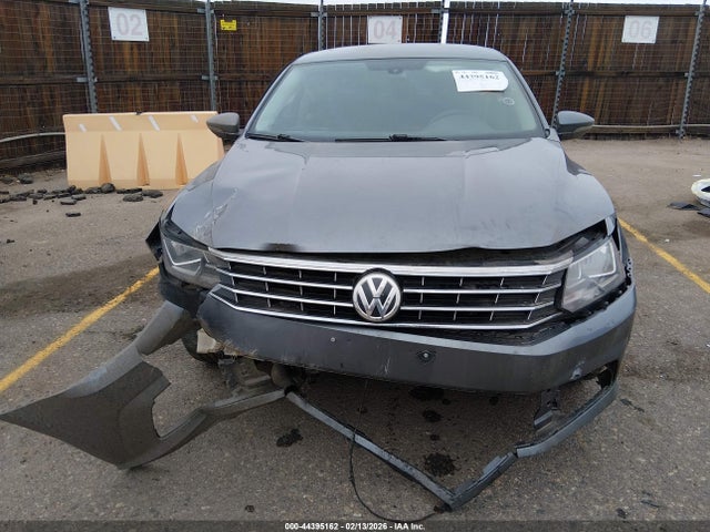 44395162 :رقم المزاد ، 1VWAT7A38HC053307 vin ، 2017 Volkswagen Passat 1.8t S مزاد بيع