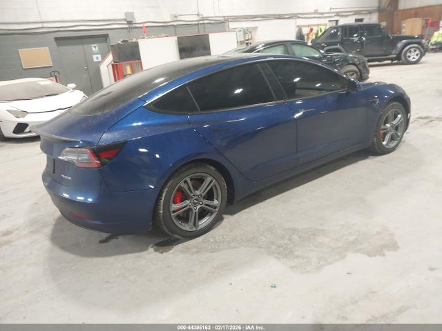 5YJ3E1EC2MF084188 Tesla Model 3 Performance Dual Motor All-wheel Drive