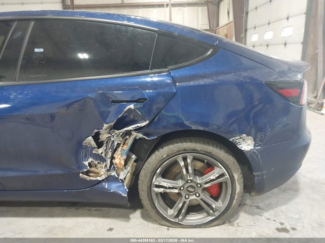 5YJ3E1EC2MF084188 Tesla Model 3 Performance Dual Motor All-wheel Drive
