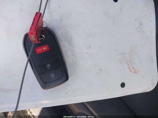 JTDACAAU4R3047448 Toyota Prius Le