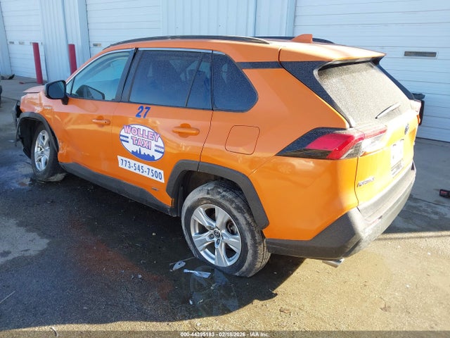 2021 TOYOTA RAV4 HYBRID 2T3L6RFV3MW019176 Photo 2