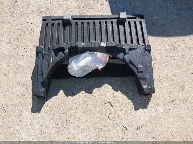 44395187 :رقم المزاد ، 7MMVABDY8SN335608 vin ، 2025 Mazda Cx-50 2.5 Turbo Premium Package مزاد بيع