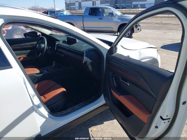 44395187 :رقم المزاد ، 7MMVABDY8SN335608 vin ، 2025 Mazda Cx-50 2.5 Turbo Premium Package مزاد بيع