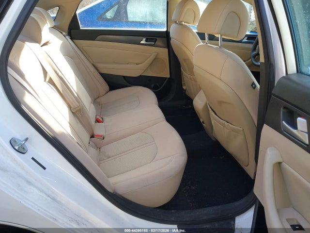 44395188 :رقم المزاد ، 5NPE34AF5FH152214 vin ، 2015 Hyundai Sonata Sport مزاد بيع