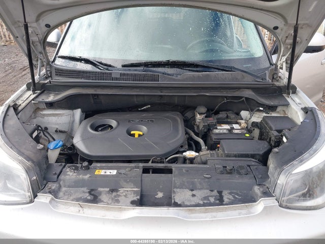 2016 KIA SOUL KNDJP3A52G7863072 Photo 9