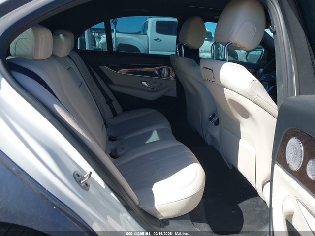 2019 MERCEDES-BENZ E 300 WDDZF4JB7KA508868 Photo 7