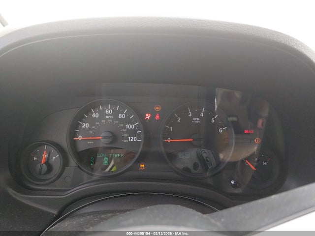 2013 JEEP COMPASS 1C4NJCEB2DD238011 Photo 6