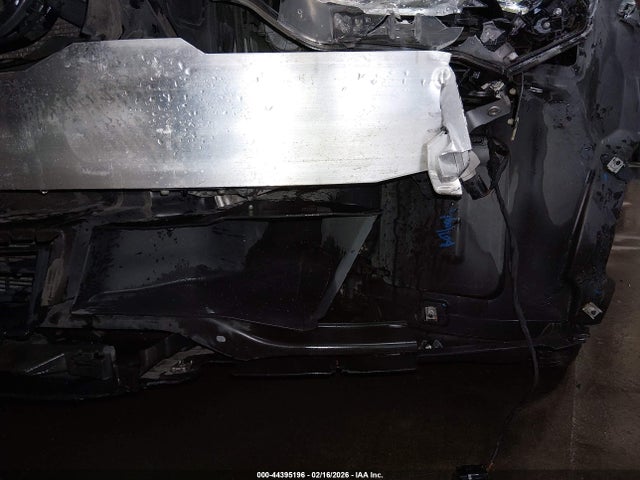 44395196 :رقم المزاد ، WBA8D9G56JNU68703 vin ، 2018 Bmw 330i Xdrive مزاد بيع
