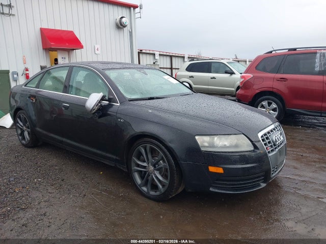 2010 AUDI S6 WAUBNDFB4AN010140 Photo 0