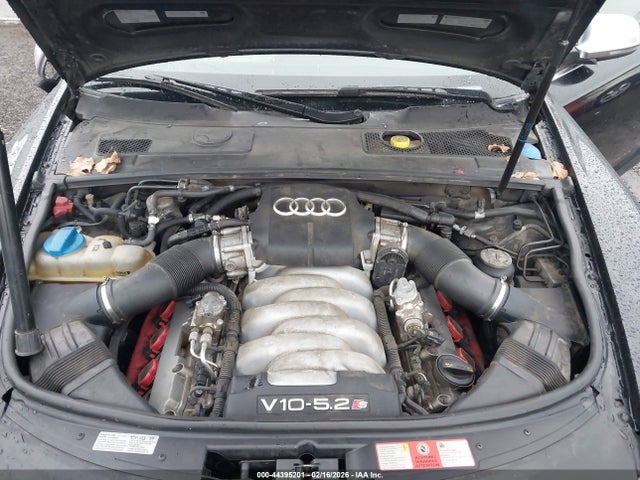 2010 AUDI S6 WAUBNDFB4AN010140 Photo 9