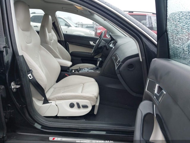 2010 AUDI S6 WAUBNDFB4AN010140 Photo 4