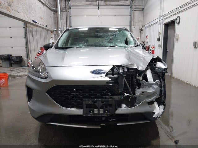 1FMCU9BZ8NUA29386 Ford Escape Se Hybrid