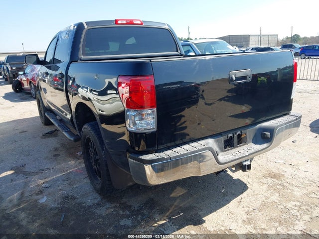 2013 TOYOTA TUNDRA 5TFEM5F17DX066534 Photo 2