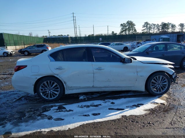 Продажа на аукционе авто 2019 Infiniti Q50 3.0t Luxe, vin: JN1EV7AR8KM554091, номер лота: 44395228