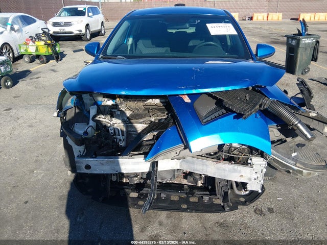 KMHC65LD4JU103239 Hyundai IONIQ PLUG-IN HYBRID