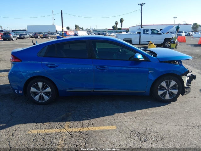 KMHC65LD4JU103239 Hyundai IONIQ PLUG-IN HYBRID