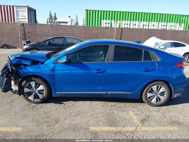 KMHC65LD4JU103239 Hyundai IONIQ PLUG-IN HYBRID
