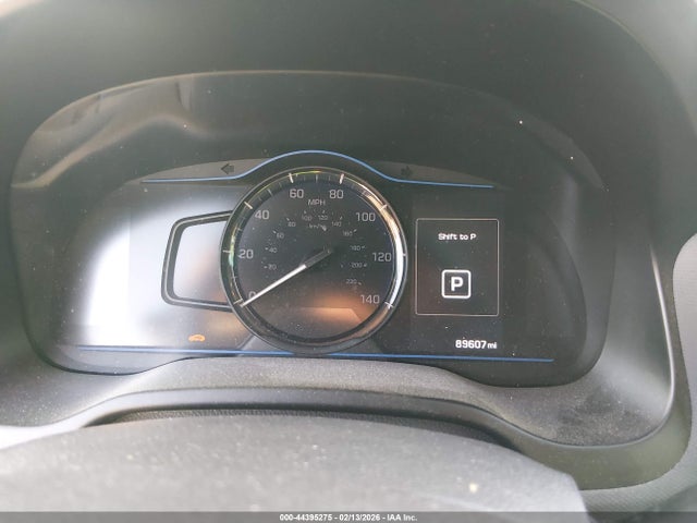 KMHC65LD4JU103239 Hyundai IONIQ PLUG-IN HYBRID